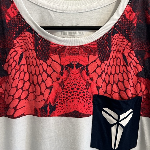 RARE 2015 NIKE DRI FIT KOBE BRYANT Mamba Pride 4th Of July Shirt MEDIUM - Picture 7 of 7